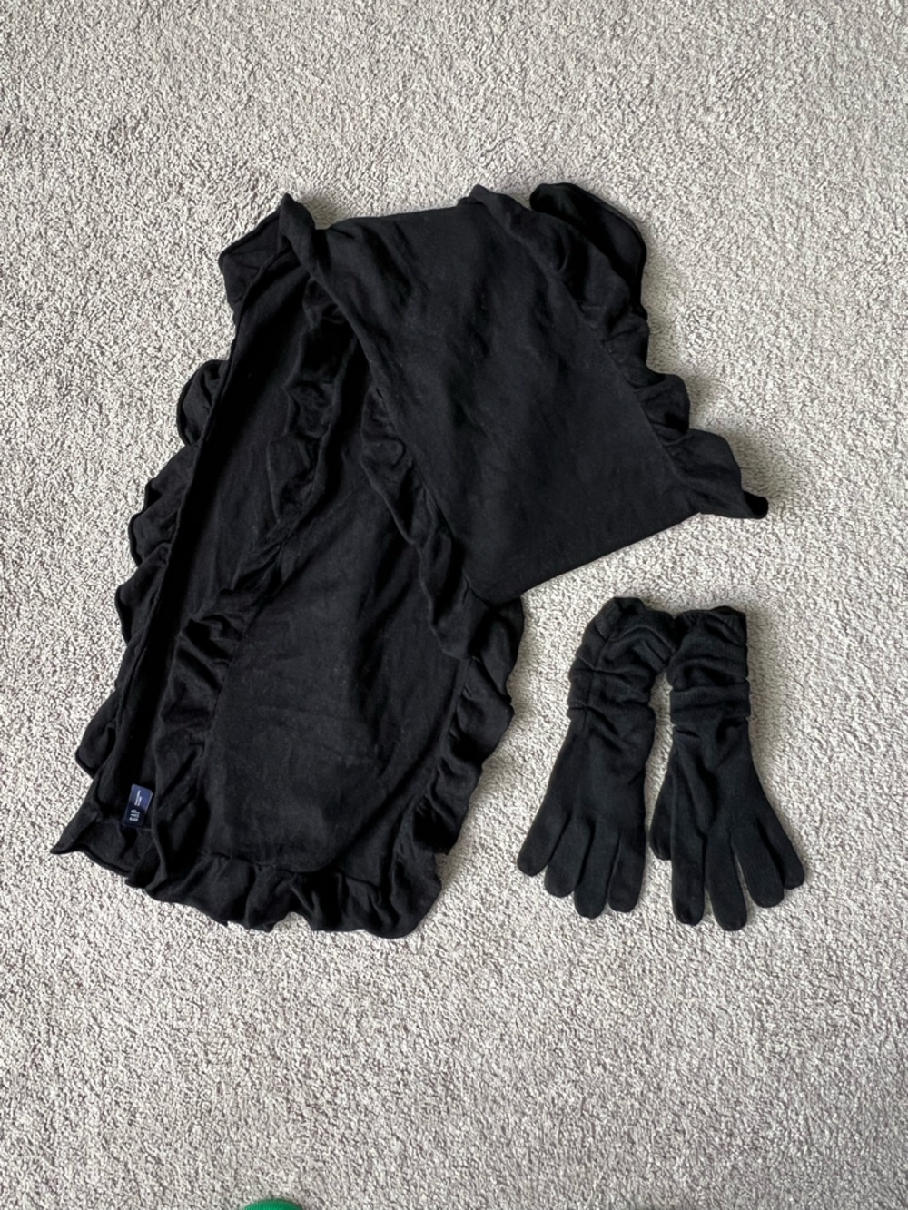GAP Black Ruffle-Trim Knit Scarf and Gloves